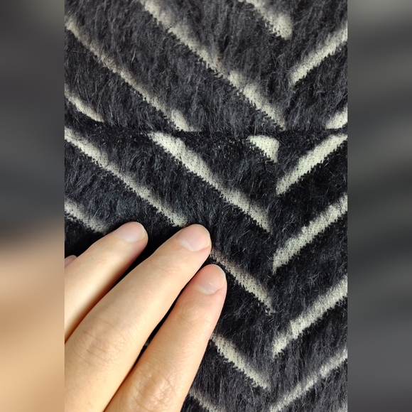 NEW Marina Rinaldi fuzzy coat textured print wool blend cape black alpaca - Picture 5 of 15